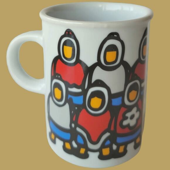Vintage 2000 Inuit Family Graphic Mug by Canadian Artist Marc Tetro - Picture 1 of 4